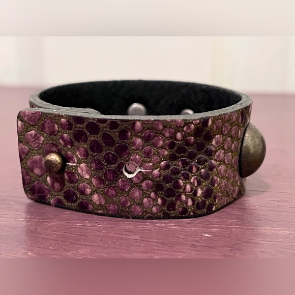 STREETS AHEAD Leather bracelets ๐ TOTAL OF 3 - REPTILE - LEOPARD - BEADED - Picture 7 of 12